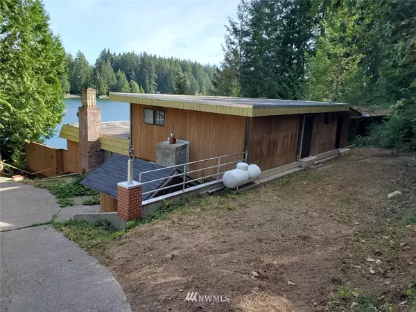 Shelton, WA 98584,2870 E Phillips Lake Loop RD