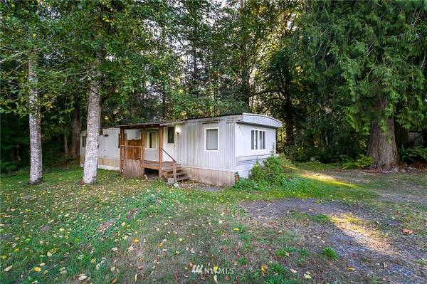 4917 Mosquito Lake RD, Deming, WA 98244