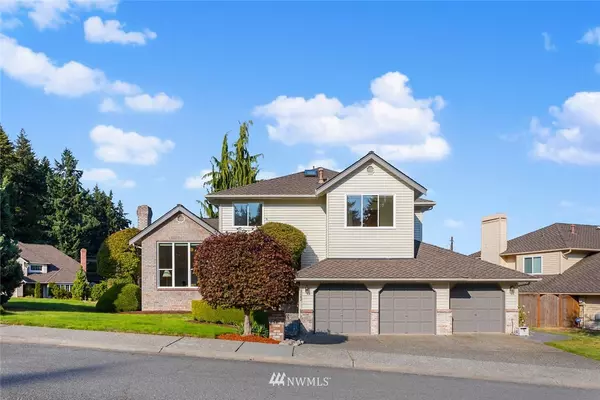 13142 NE 203rd PL, Woodinville, WA 98072