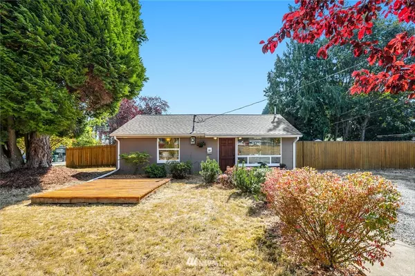 5700 241st St SW, Mountlake Terrace, WA 98043