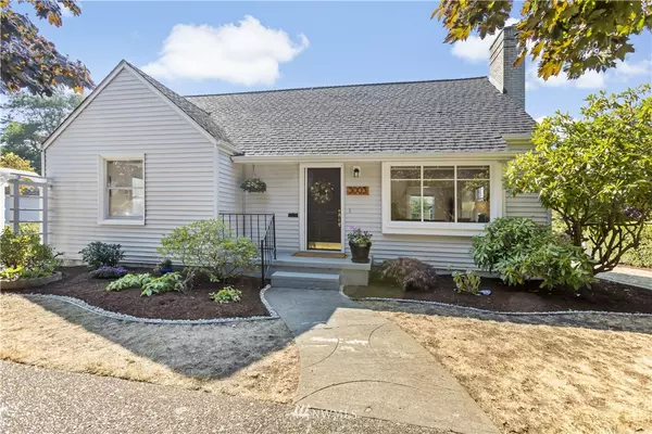 3003 48th AVE SW, Seattle, WA 98116
