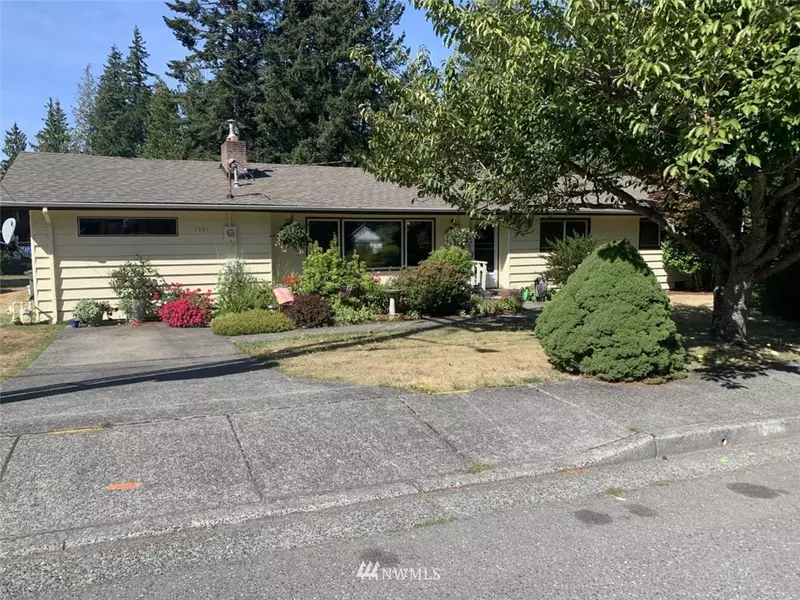 1301 Kenoyer DR, Bellingham, WA 98229