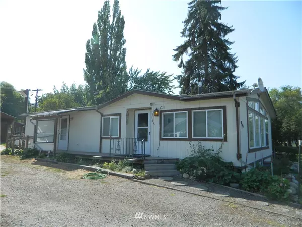607 S Tonasket AVE, Tonasket, WA 98855
