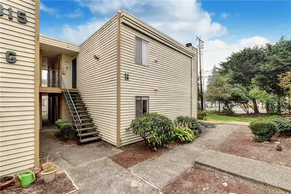 Everett, WA 98208,315 128th ST SE #H116