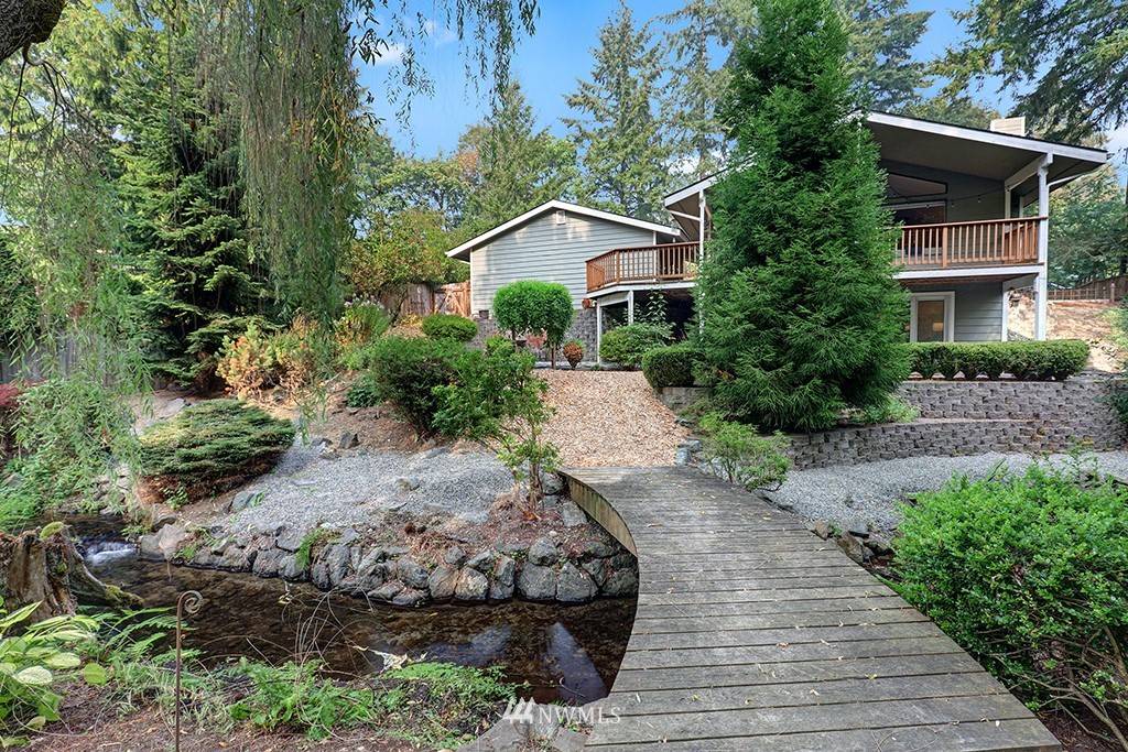 18911 23rd AVE NE, Lake Forest Park, WA 98155