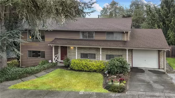 2412 SW 325th ST, Federal Way, WA 98023