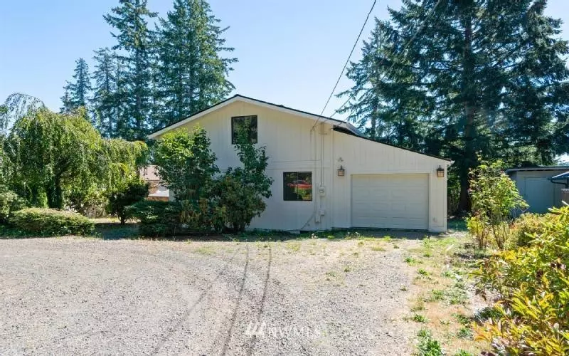 231 NE Bryan LN, Belfair, WA 98528