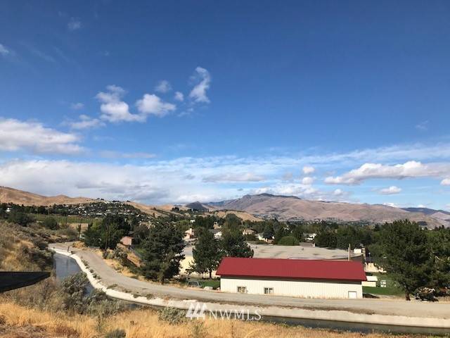 1830 Rocklund DR #A, Wenatchee, WA 98801