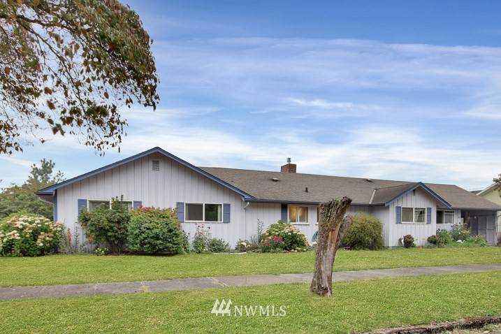 2466 Lincoln AVE, Enumclaw, WA 98022