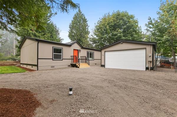 5500 NE Haig PL, Kingston, WA 98346