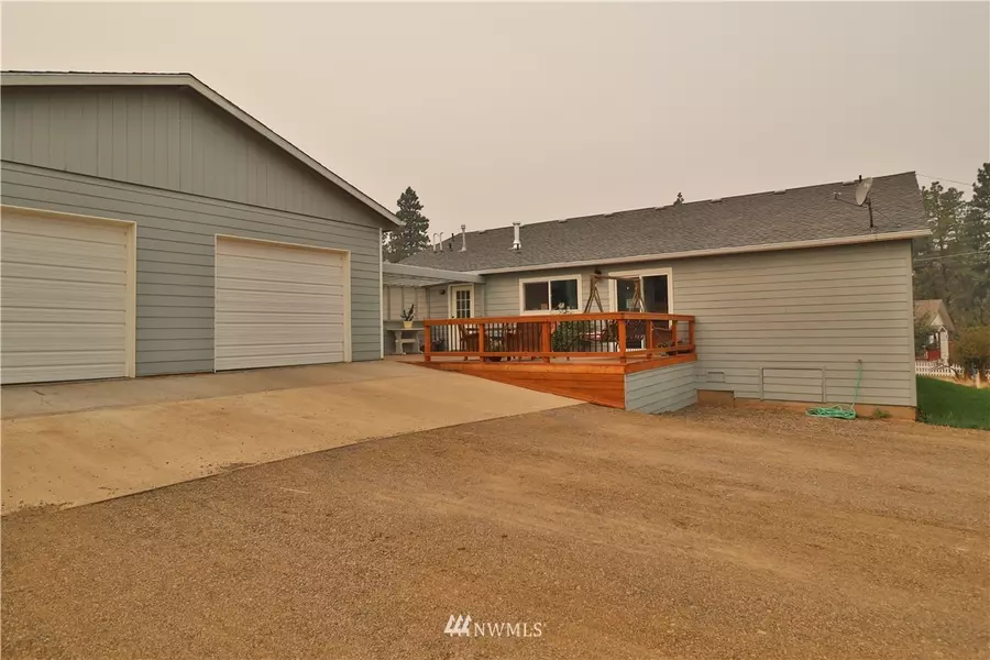 816 Kenny CT, Goldendale, WA 98620
