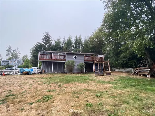 Port Orchard, WA 98366,7201 E Stanley LN