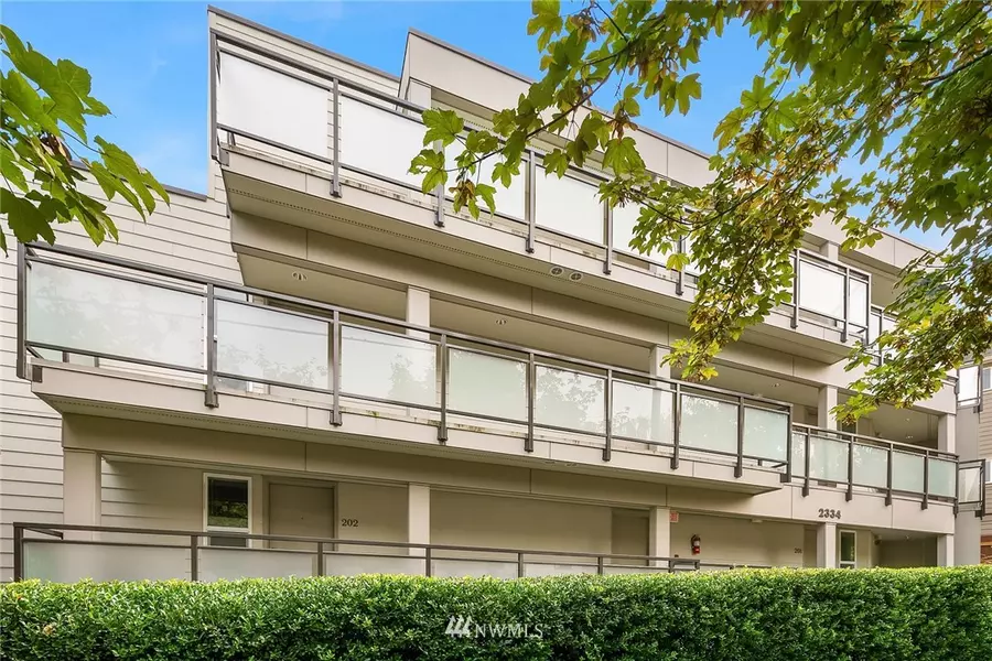 2334 Thorndyke AVE W #201, Seattle, WA 98199