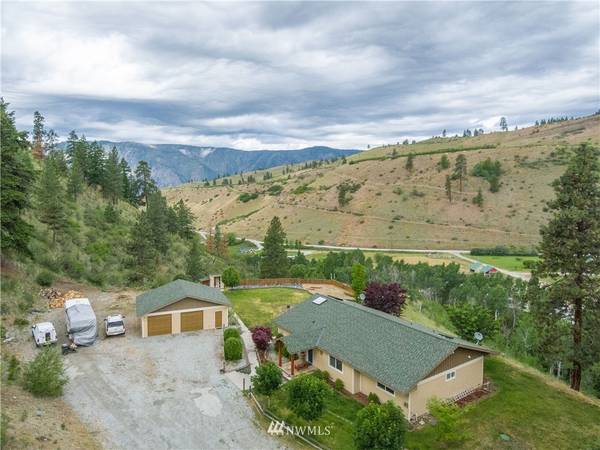 450 Canyon Ranch RD, Manson, WA 98831