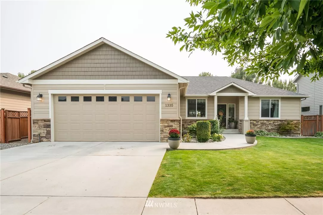 East Wenatchee, WA 98802,1335 Boulder LOOP