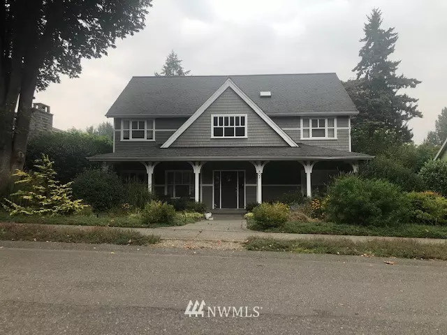 Bainbridge Island, WA 98110,402 Eakin DR