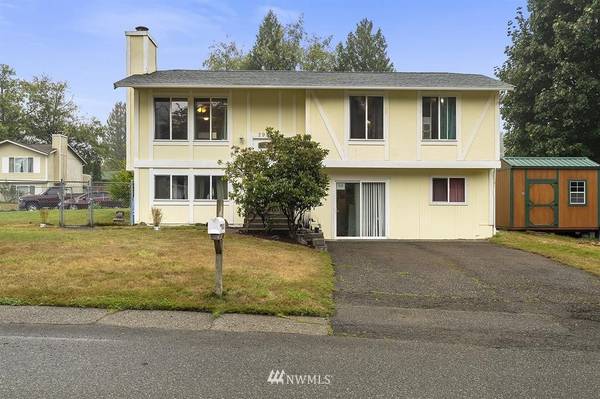 2935 NE John Carlson RD, Bremerton, WA 98311