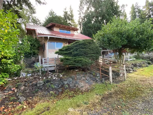 Raymond, WA 98577,623 Cherry ST