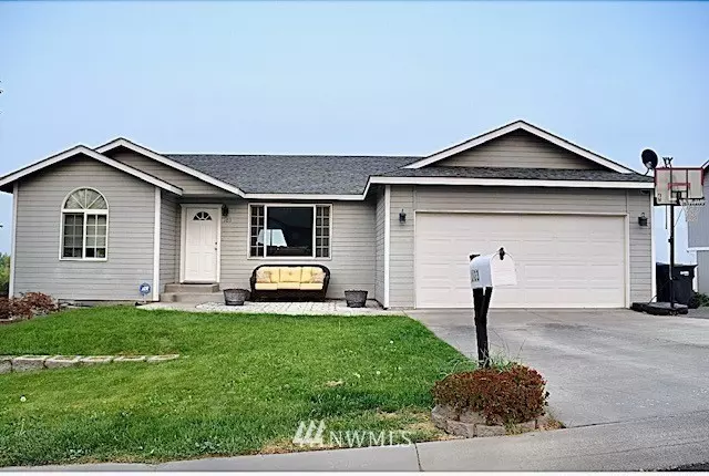 103 Highland CT, Selah, WA 98942