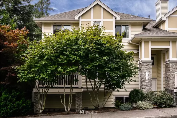 Bellevue, WA 98006,6743 SE Cougar Mountain WAY #4