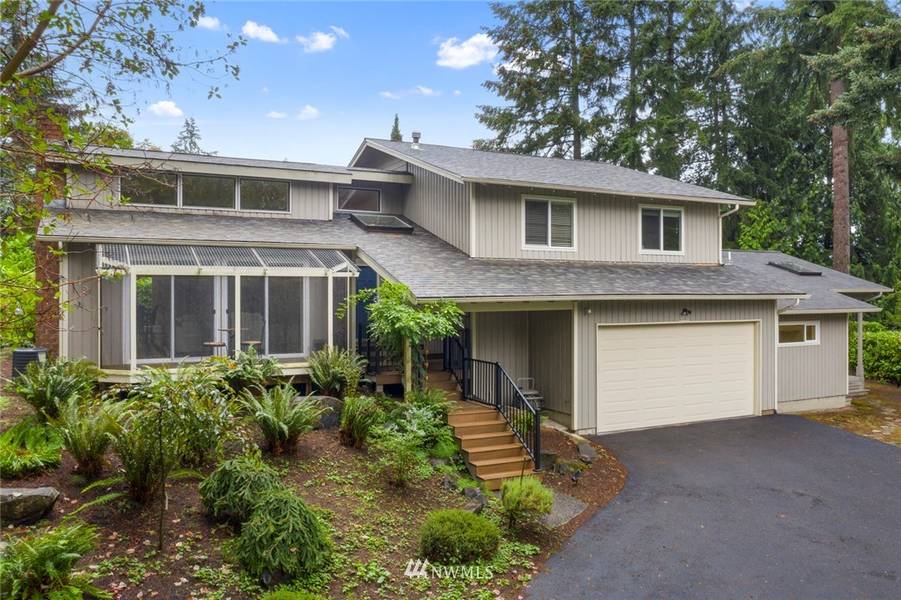 2209 W Lake Sammamish Pkwy NE, Redmond, WA 98052