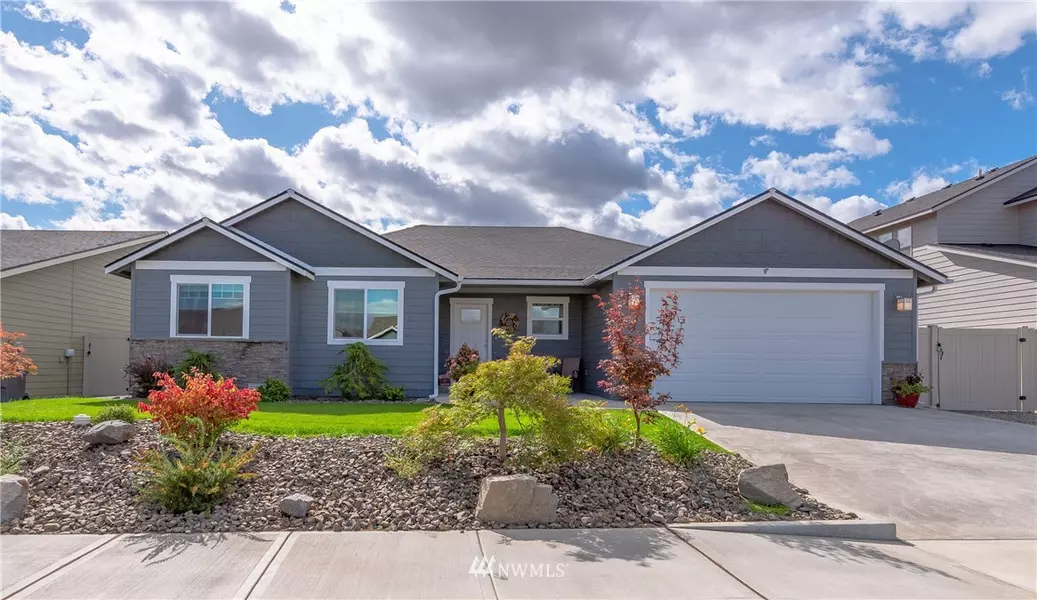 2274 2nd ST SE, East Wenatchee, WA 98802