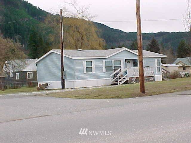 852 Mountain Loop Highway, Darrington, WA 98241