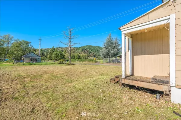 Raymond, WA 98577,204 Peters ST