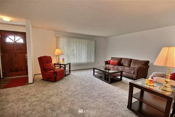 Seatac, WA 98188,17321 38th PL S