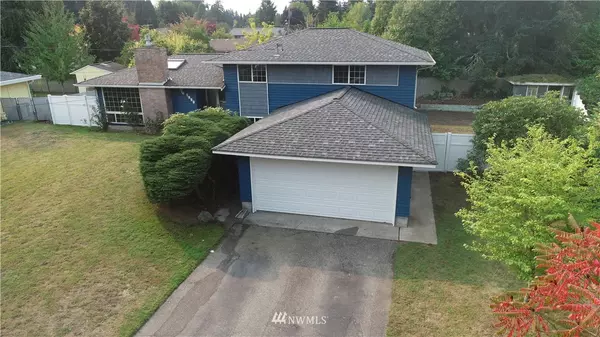 Port Orchard, WA 98366,1998 SE Juniper CT