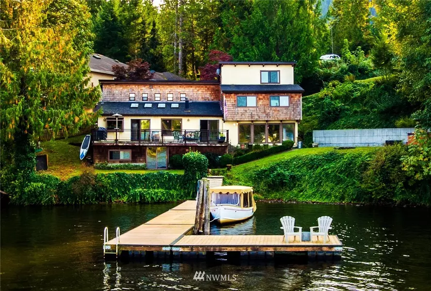 18583 W Big Lake Blvd W, Mount Vernon, WA 98274