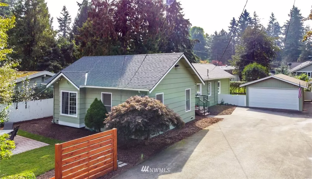 9235 NE 180th ST, Bothell, WA 98011