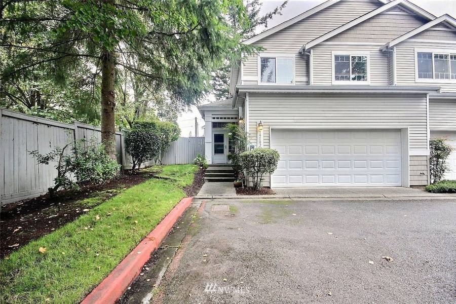 19102 110th PL SE, Renton, WA 98055