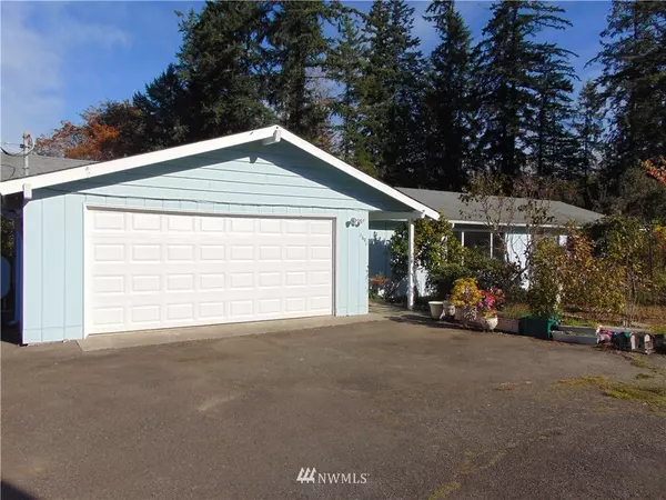 1491 Lidstrom RD E, Port Orchard, WA 98366