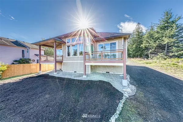 615 Milwaukee DR, Port Angeles, WA 98363