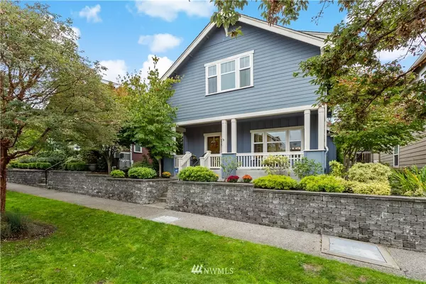 5925 31st AVE SW, Seattle, WA 98126