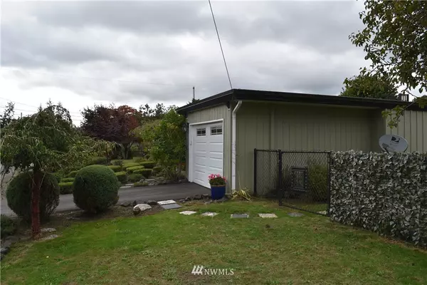 Raymond, WA 98577,1203 Tower ST