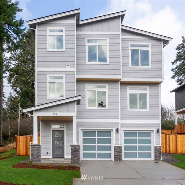 104 Blackfish CT, Bremerton, WA 98310