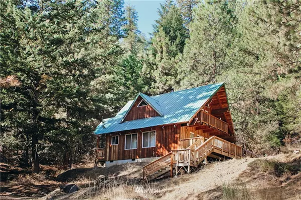 56 Sugar Pine RD, Winthrop, WA 98862