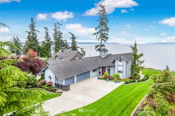 1526 Potlatch Beach Road, Tulalip, WA 98271