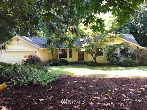 15207 216th AVE NE, Woodinville, WA 98077