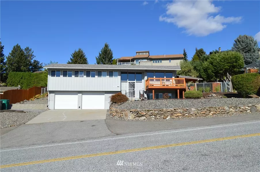 1731 NE 9th ST, East Wenatchee, WA 98802