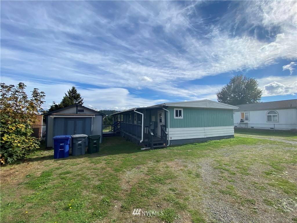 13501 Cedar CIR E, Bonney Lake, WA 98391