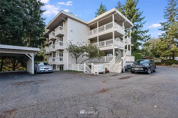 23415 18th AVE S #4, Des Moines, WA 98198