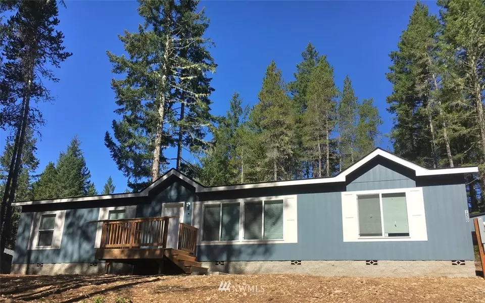 1220 NE Collins Lake DR, Tahuya, WA 98588