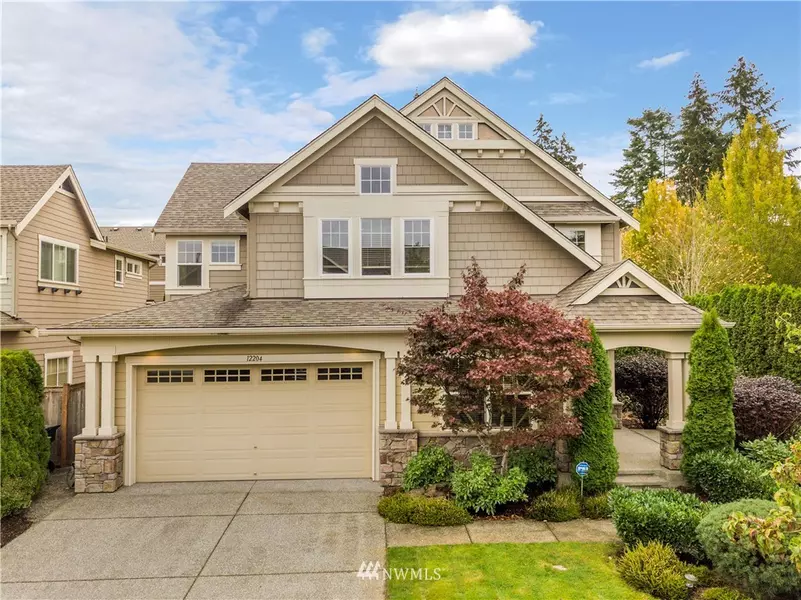 12204 168th PL NE, Redmond, WA 98052