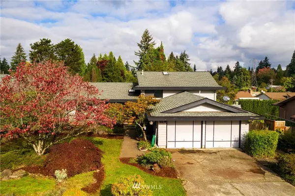 12218 SE 65th ST, Bellevue, WA 98006