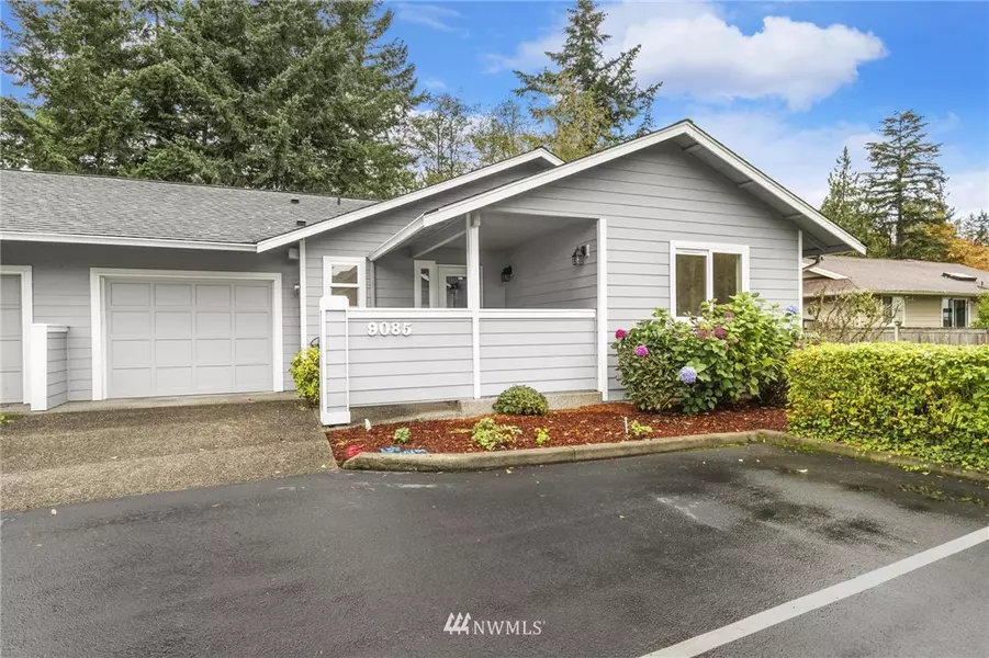 9085 Comfort LN NW, Bremerton, WA 98311