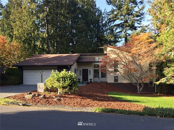 118 Fairway PL, Sequim, WA 98382