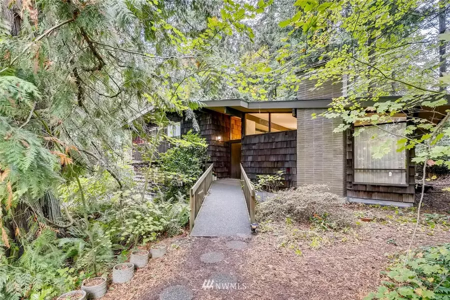 13240 SE 231st ST, Kent, WA 98042